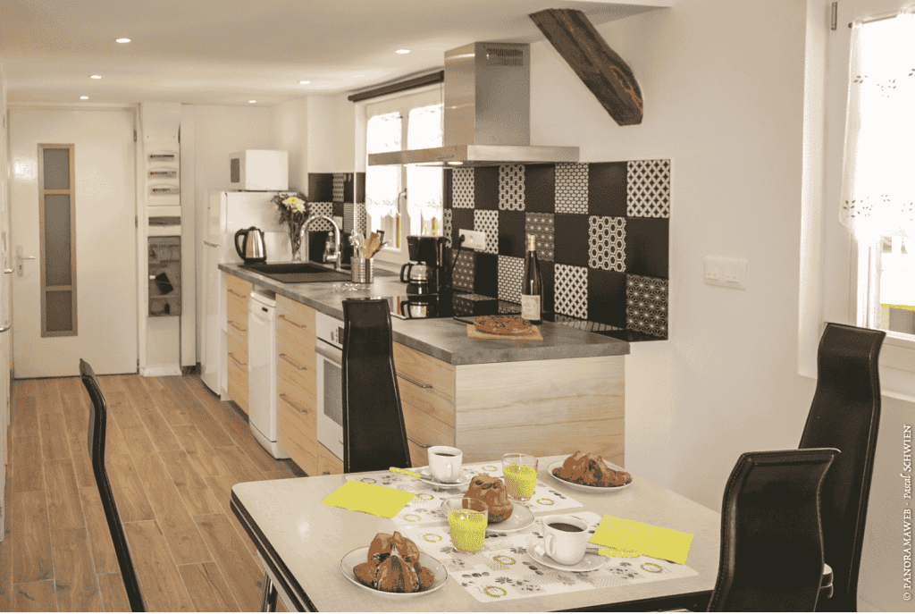 Les Cigognes de Rosheim - Gîte la Cigogne Verte - Cuisine toute équipée