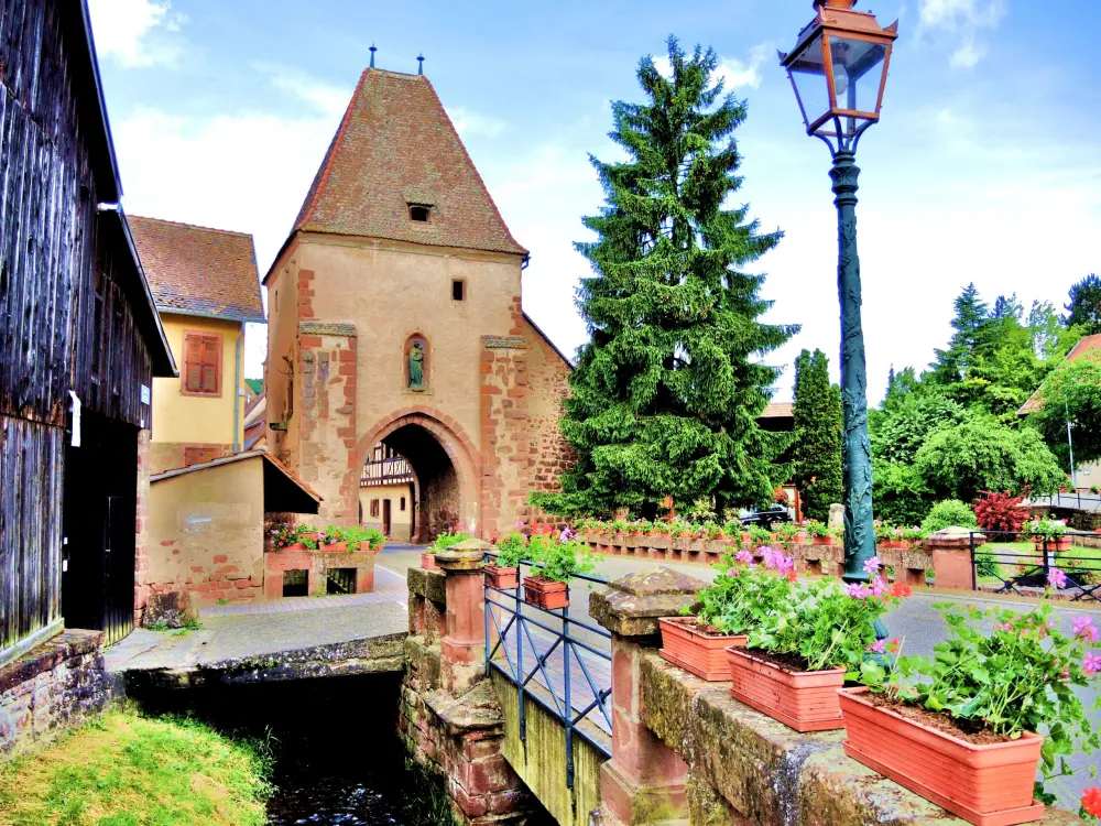 Photo d'un pont du village de boersch en Alsace